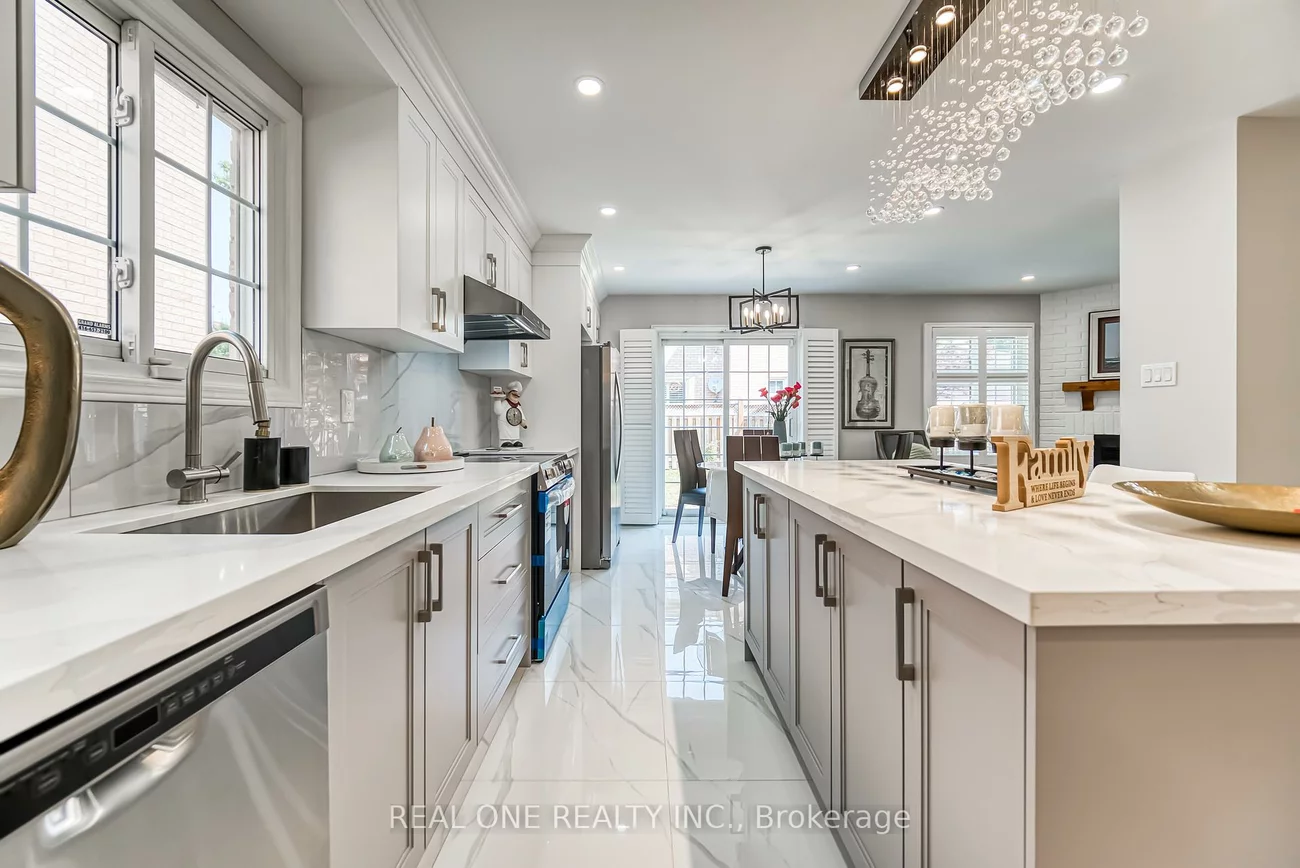 10, Squire, Devonsleigh, Richmond Hill