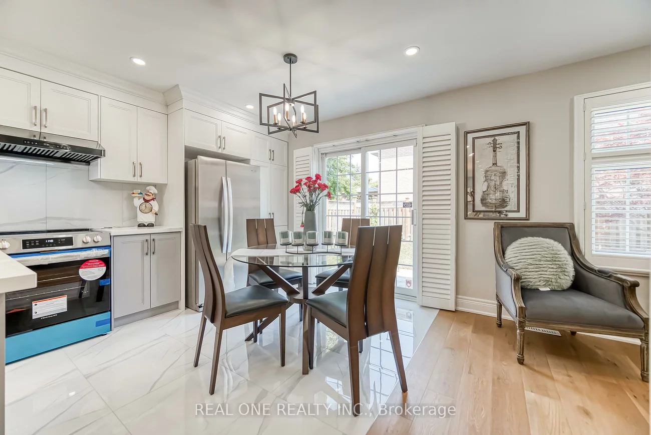 10, Squire, Devonsleigh, Richmond Hill