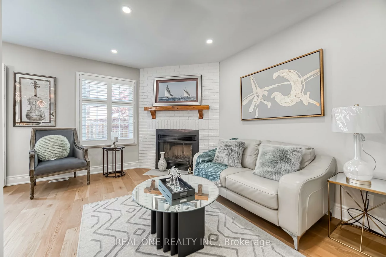 10, Squire, Devonsleigh, Richmond Hill