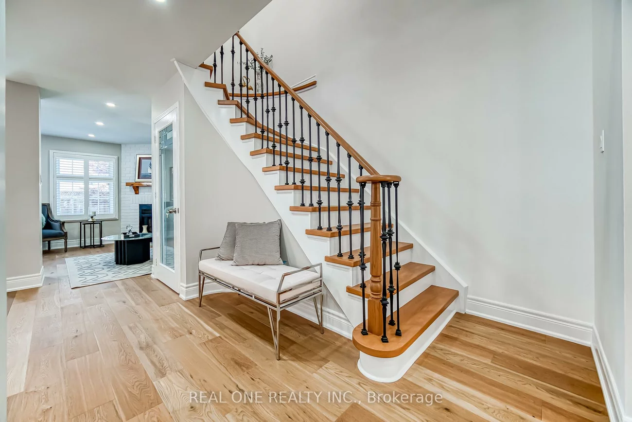 10, Squire, Devonsleigh, Richmond Hill