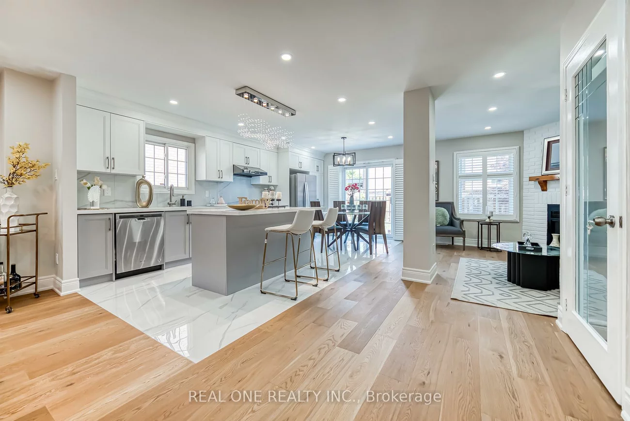 10, Squire, Devonsleigh, Richmond Hill