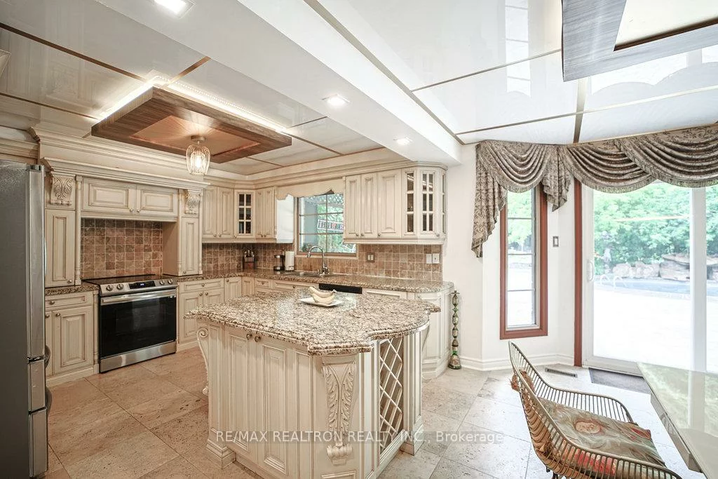 188, Strathearn, Bayview Hill, Richmond Hill