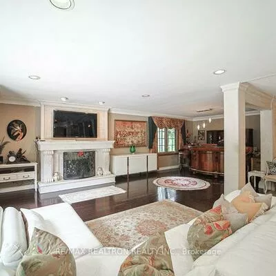 188, Strathearn, Bayview Hill, Richmond Hill