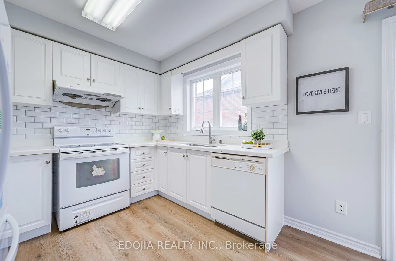 5, Patullo, Rouge Woods, Richmond Hill