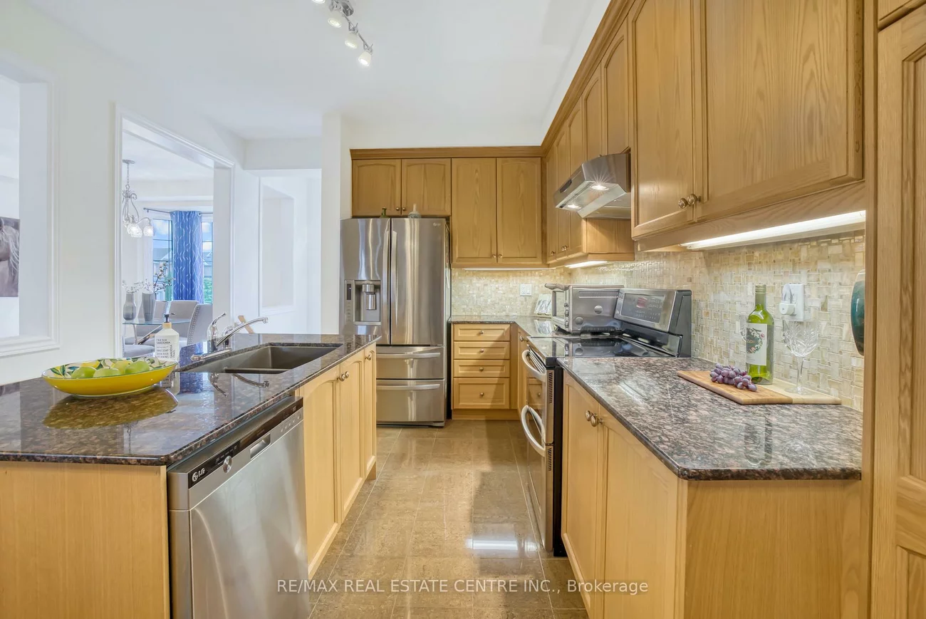 22, Jocada, Oak Ridges, Richmond Hill