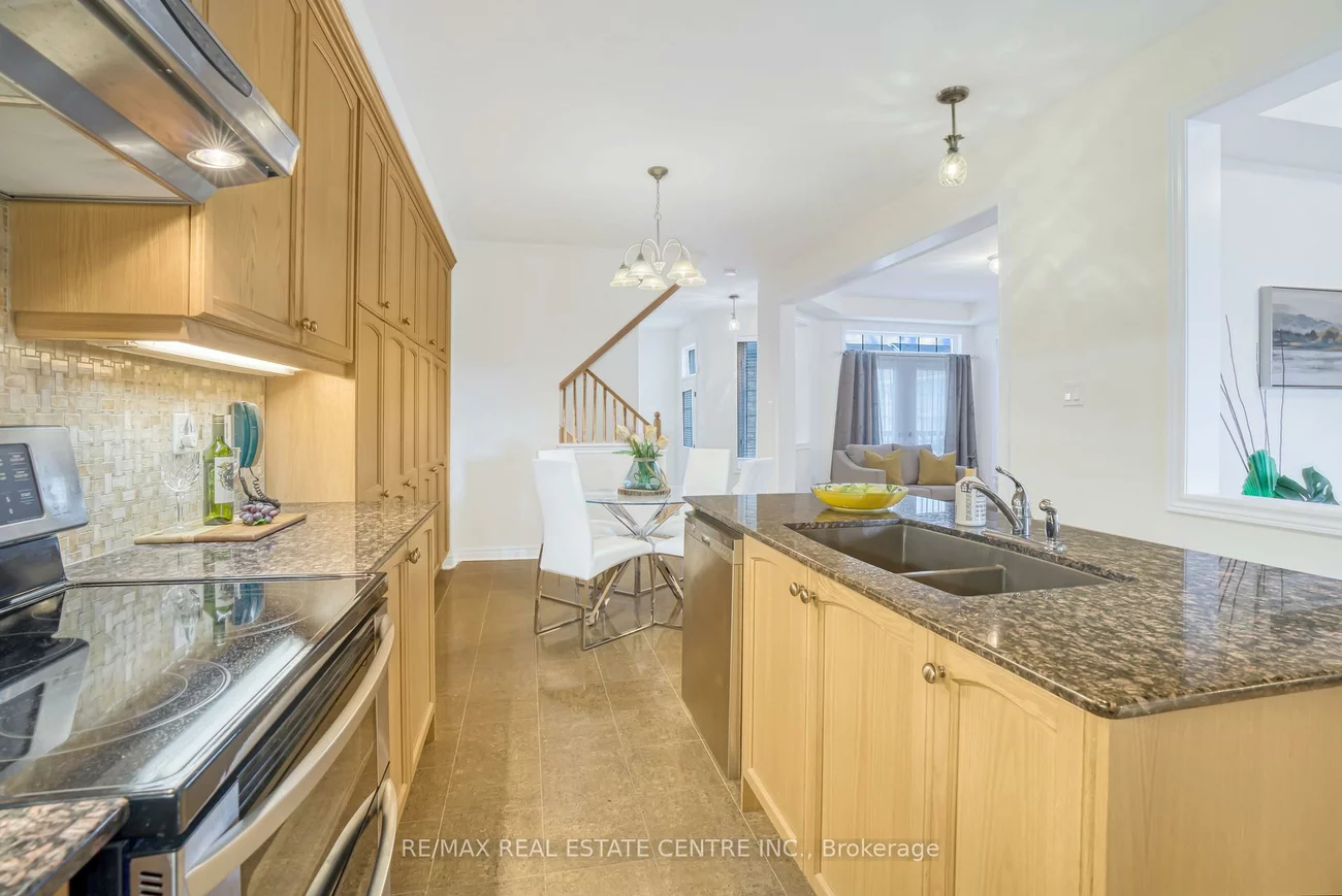 22, Jocada, Oak Ridges, Richmond Hill