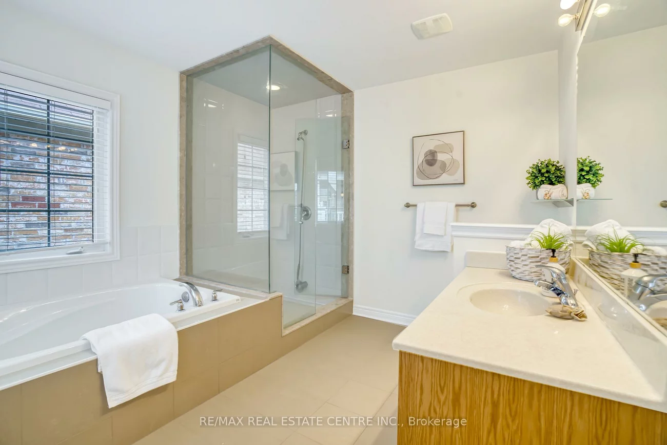 22, Jocada, Oak Ridges, Richmond Hill