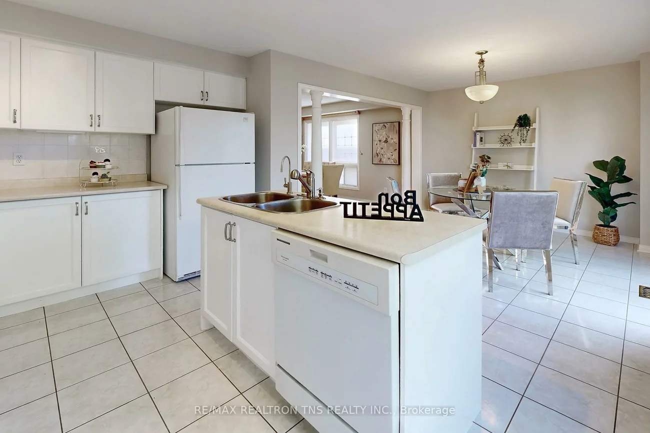 55, Bridlepath, Rouge Woods, Richmond Hill