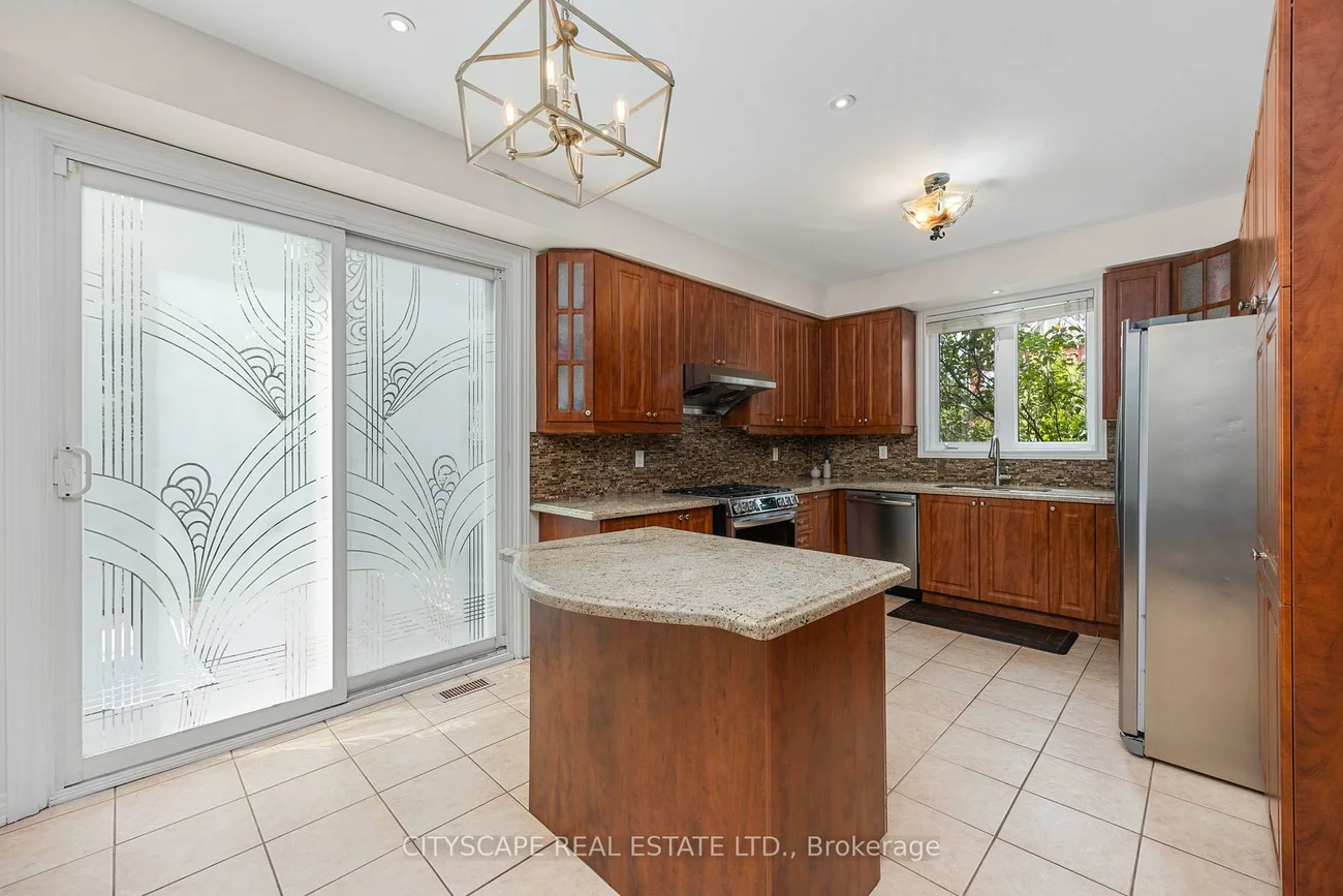 1, Pitney, Jefferson, Richmond Hill