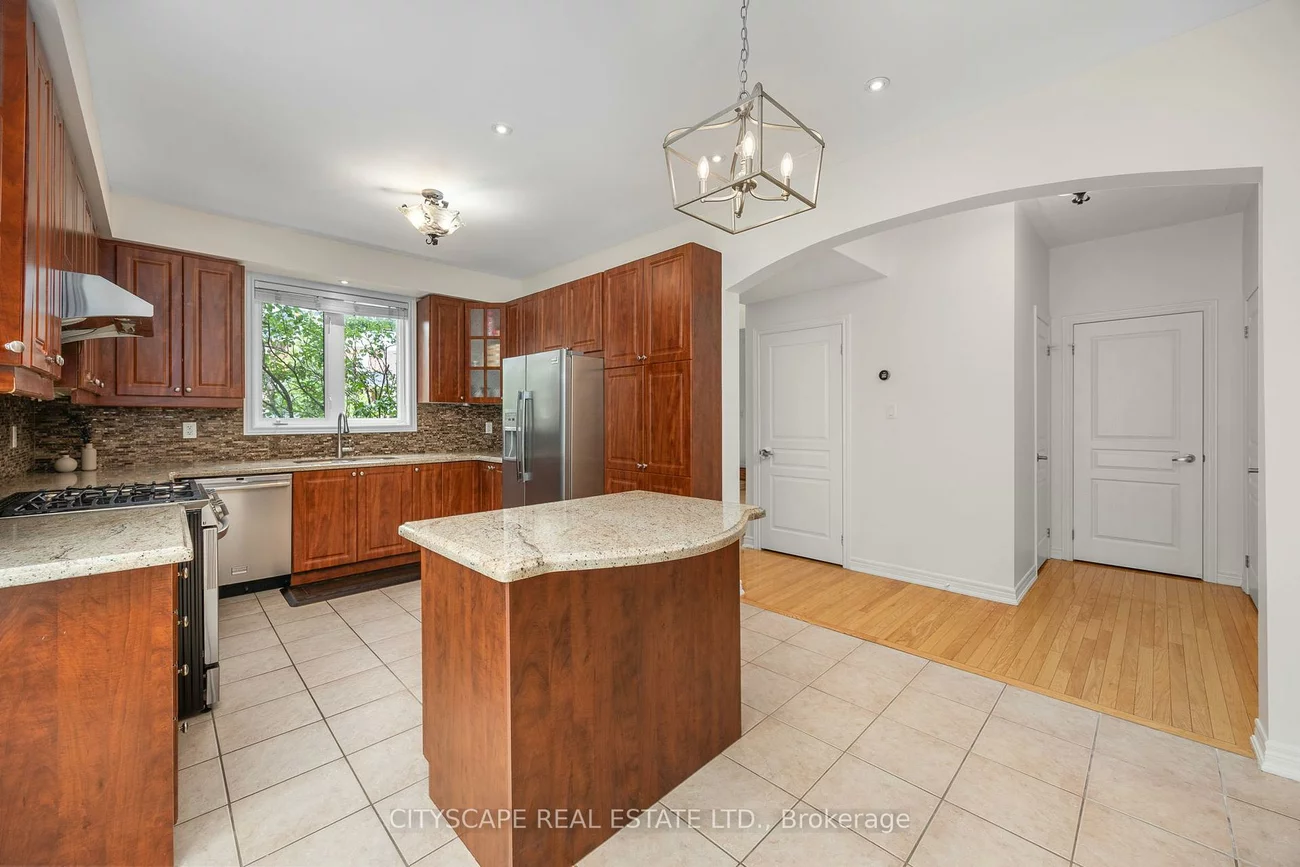 1, Pitney, Jefferson, Richmond Hill