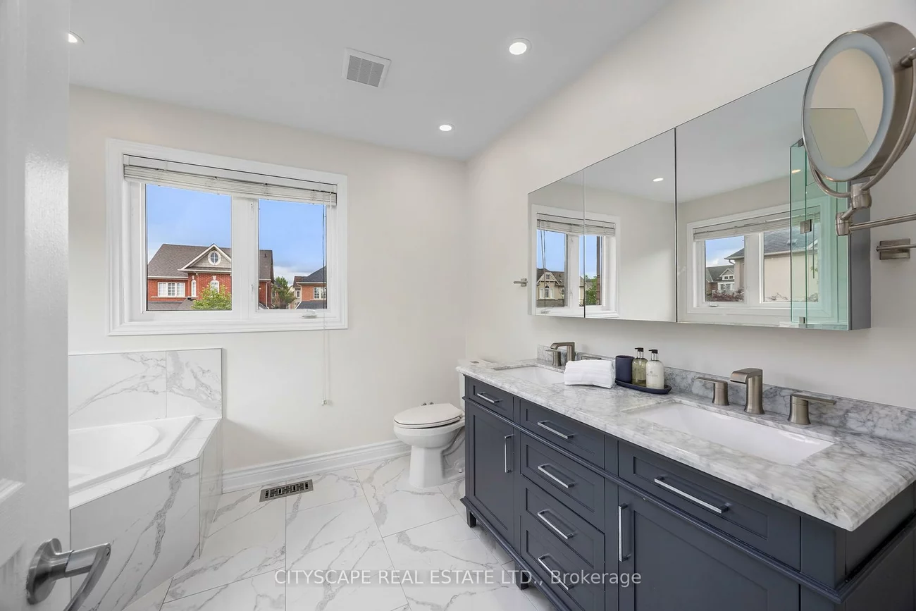 1, Pitney, Jefferson, Richmond Hill