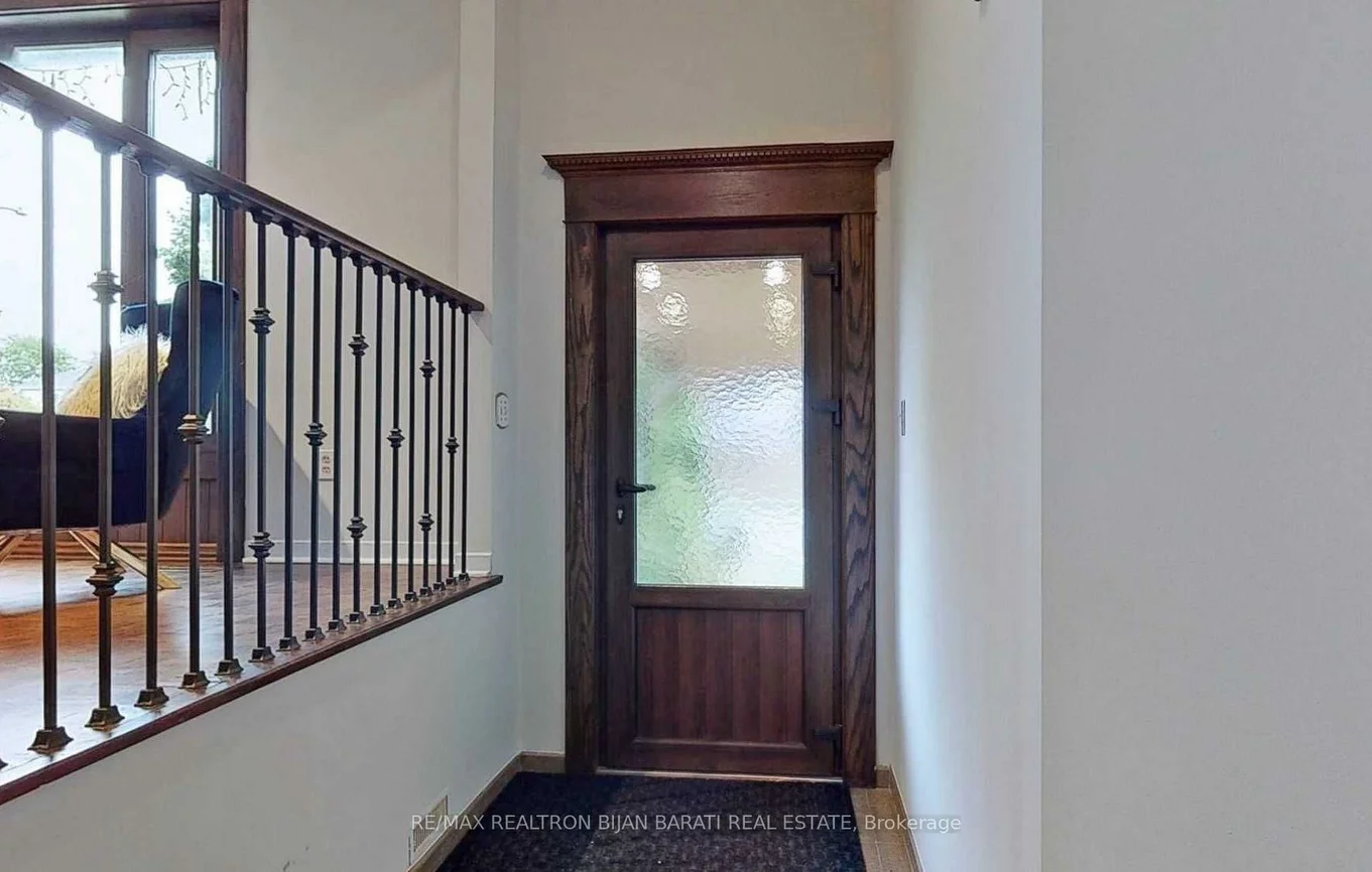 18, Mayvern, North Richvale, Richmond Hill