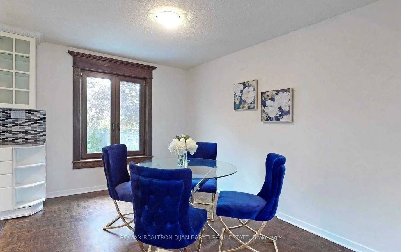 18, Mayvern, North Richvale, Richmond Hill