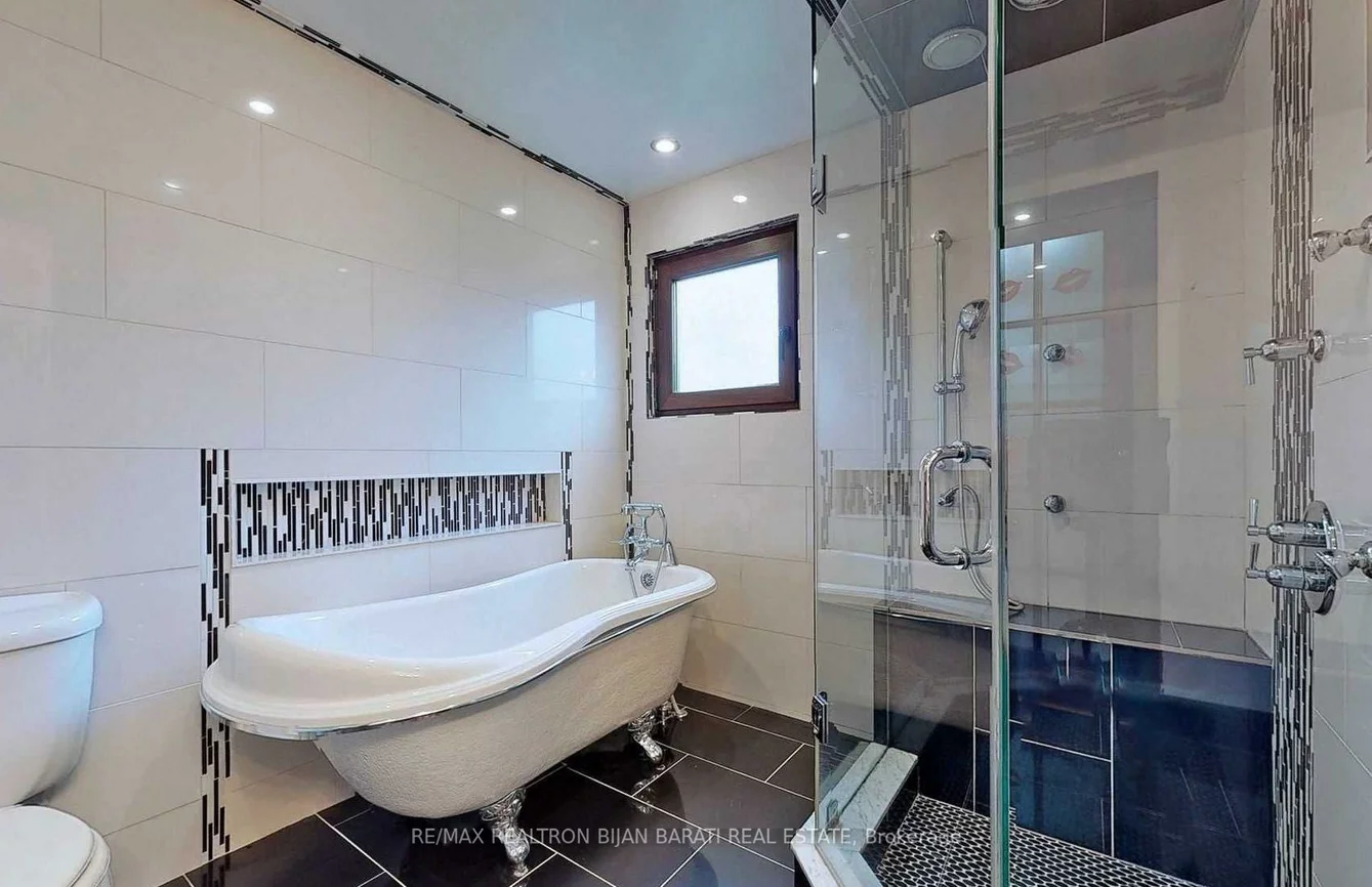 18, Mayvern, North Richvale, Richmond Hill