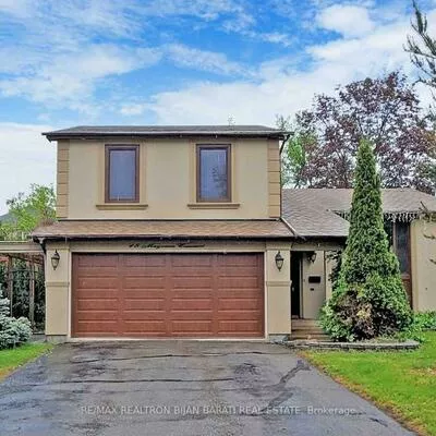 18, Mayvern, North Richvale, Richmond Hill