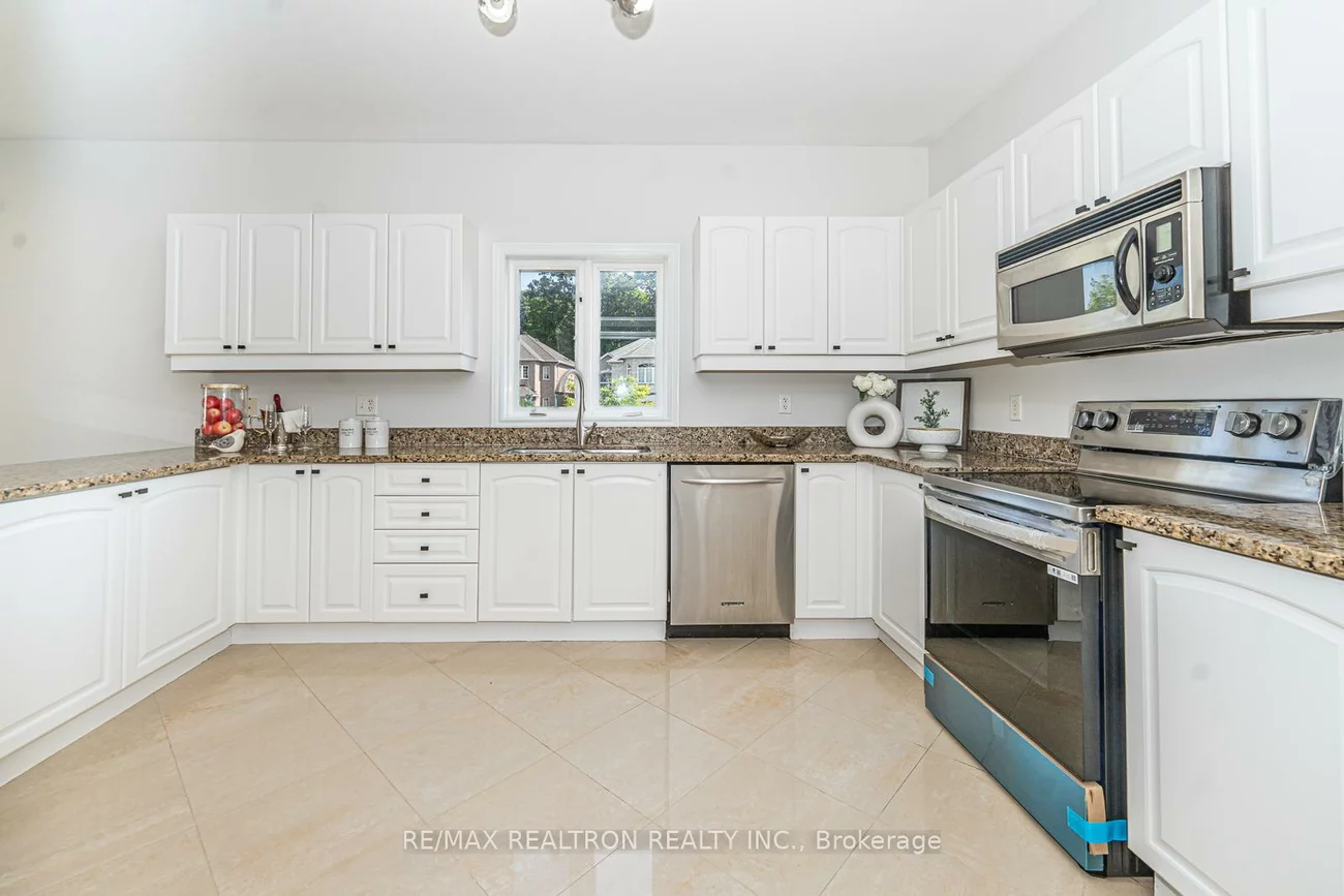 3, Whalen Crt, Westbrook, Richmond Hill
