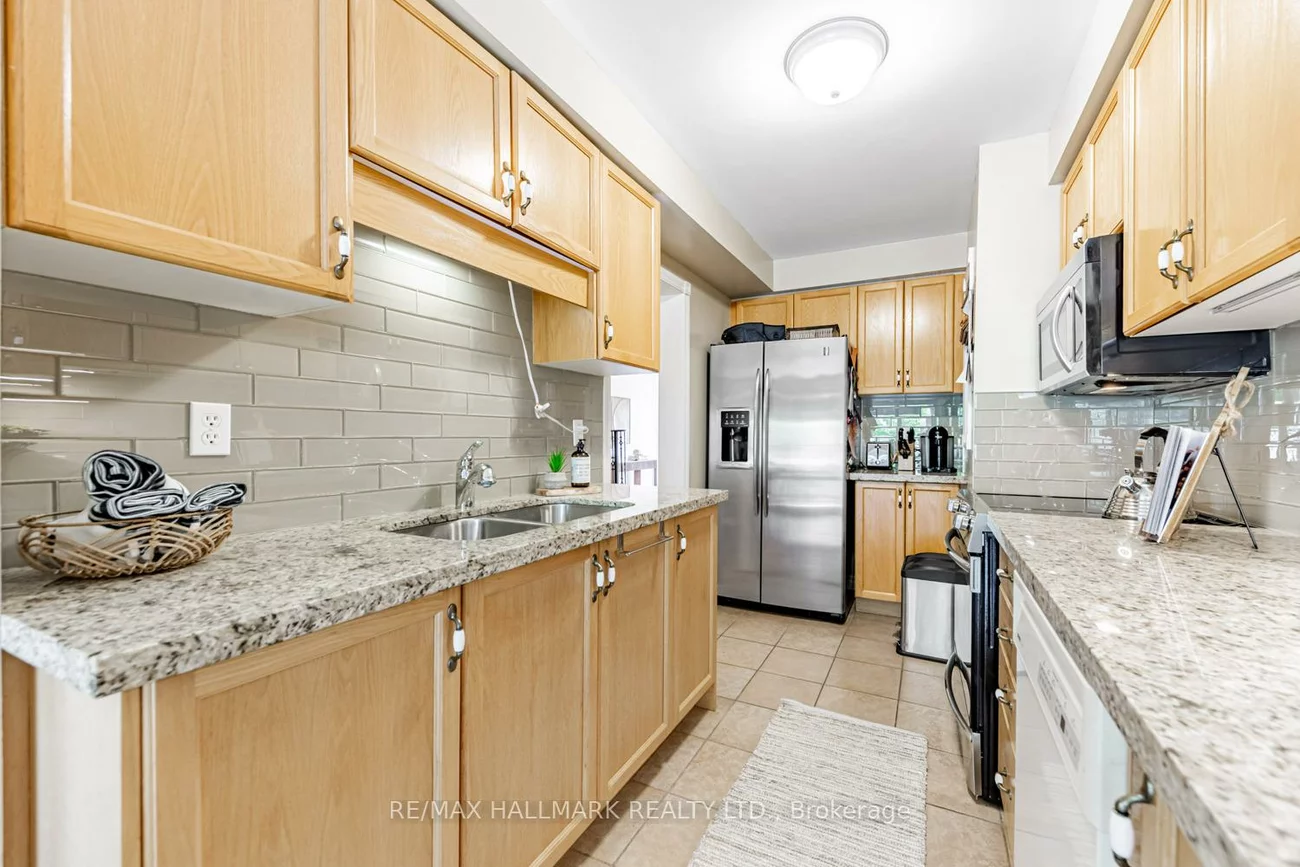 52, Mistleflower, Oak Ridges, Richmond Hill