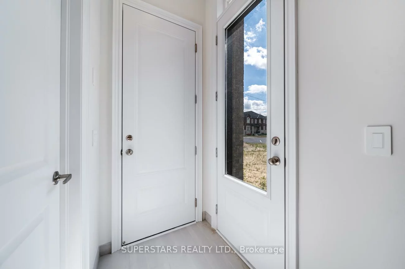 28, Longworth, Rural Richmond Hill, Richmond Hill