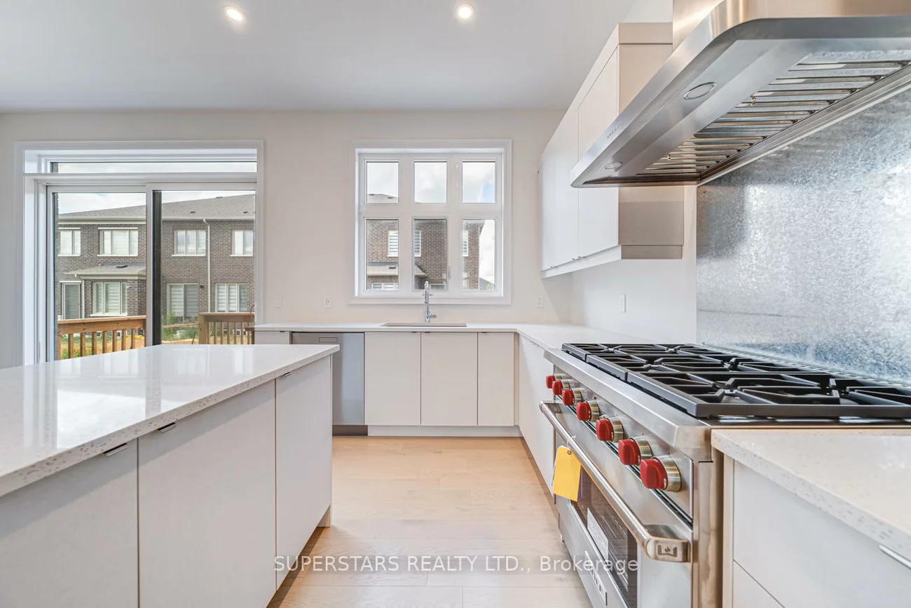 28, Longworth, Rural Richmond Hill, Richmond Hill