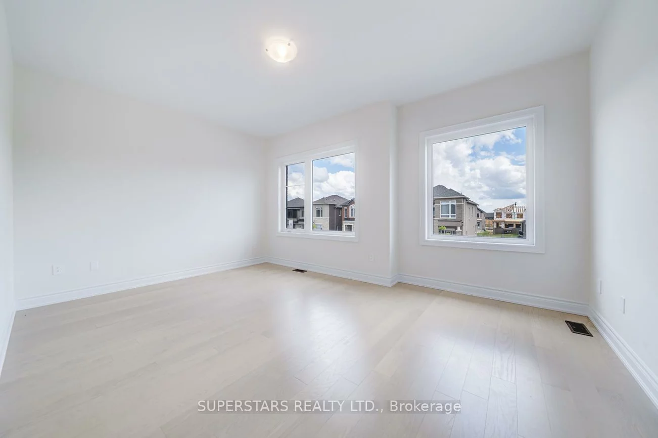 28, Longworth, Rural Richmond Hill, Richmond Hill