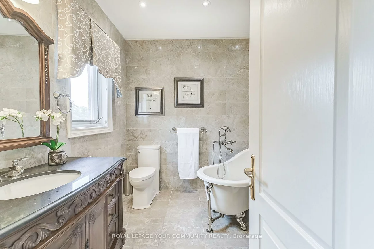 123, Briggs, Doncrest, Richmond Hill