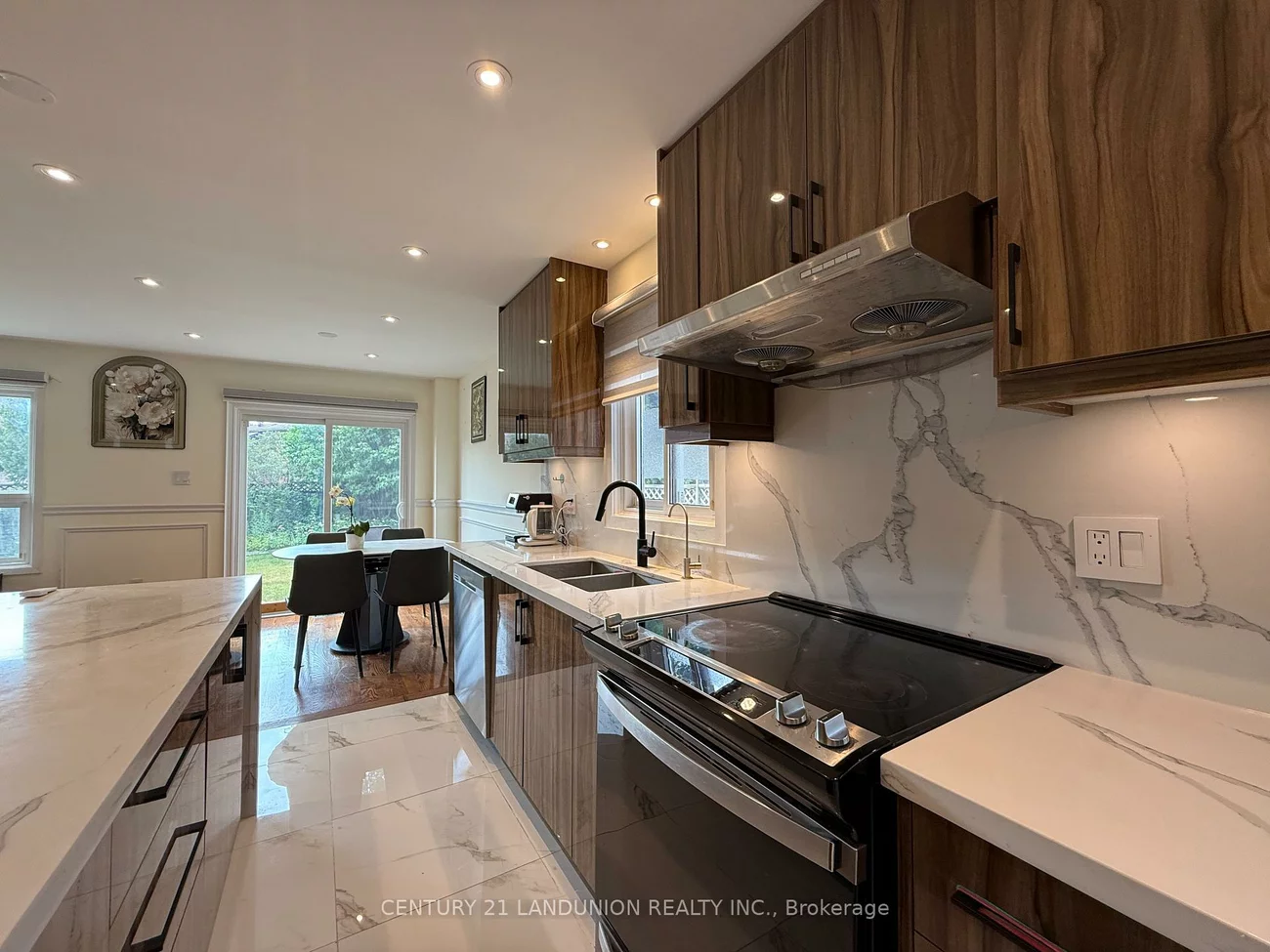 11, Belvedere, Crosby, Richmond Hill