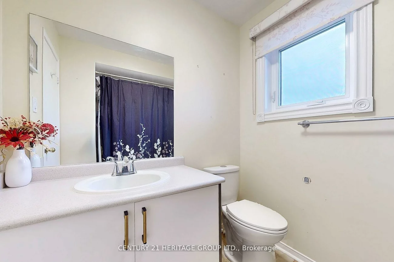 5, Mandel, Devonsleigh, Richmond Hill