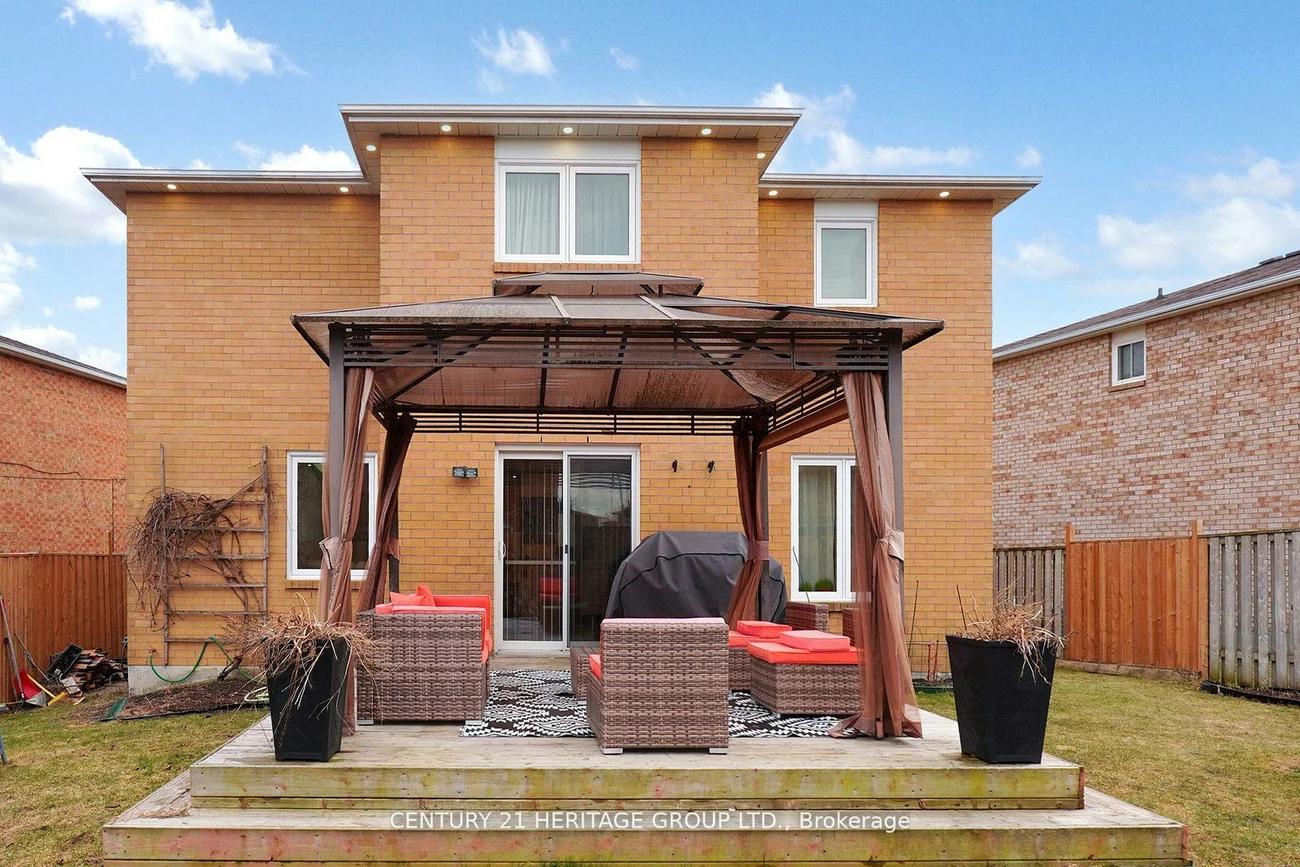 5, Mandel, Devonsleigh, Richmond Hill