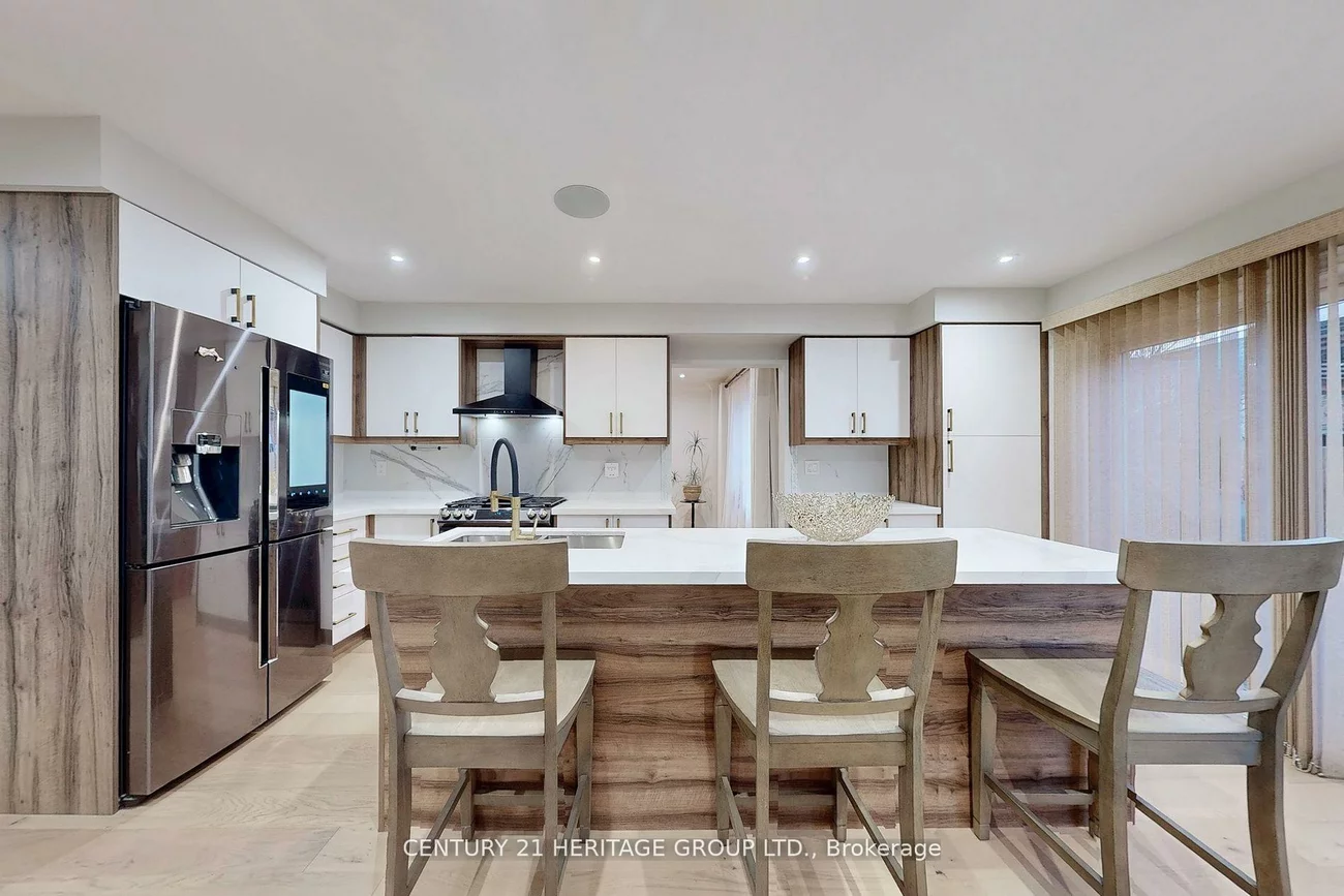 5, Mandel, Devonsleigh, Richmond Hill