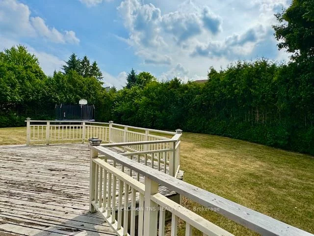 16, Chaplin, Bayview Hill, Richmond Hill
