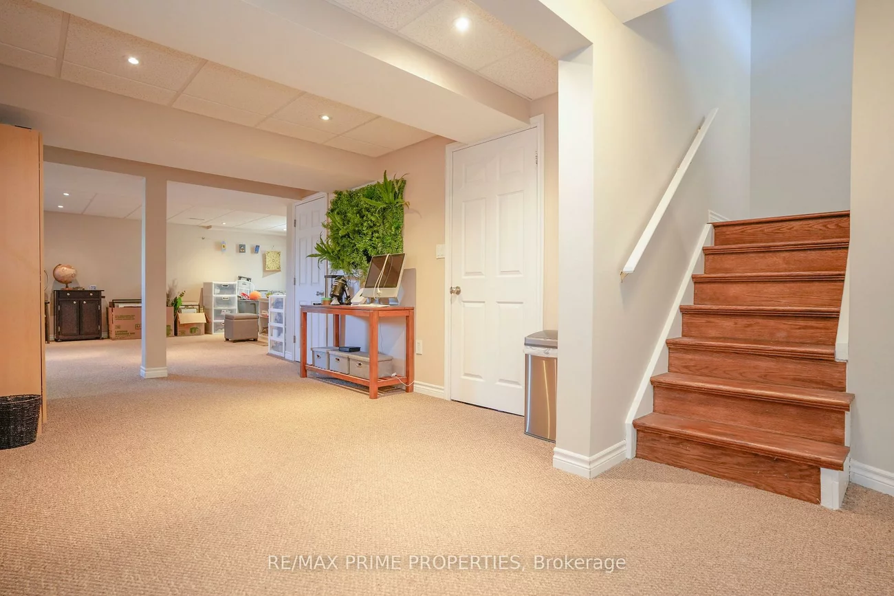 54, Vitlor, Oak Ridges, Richmond Hill