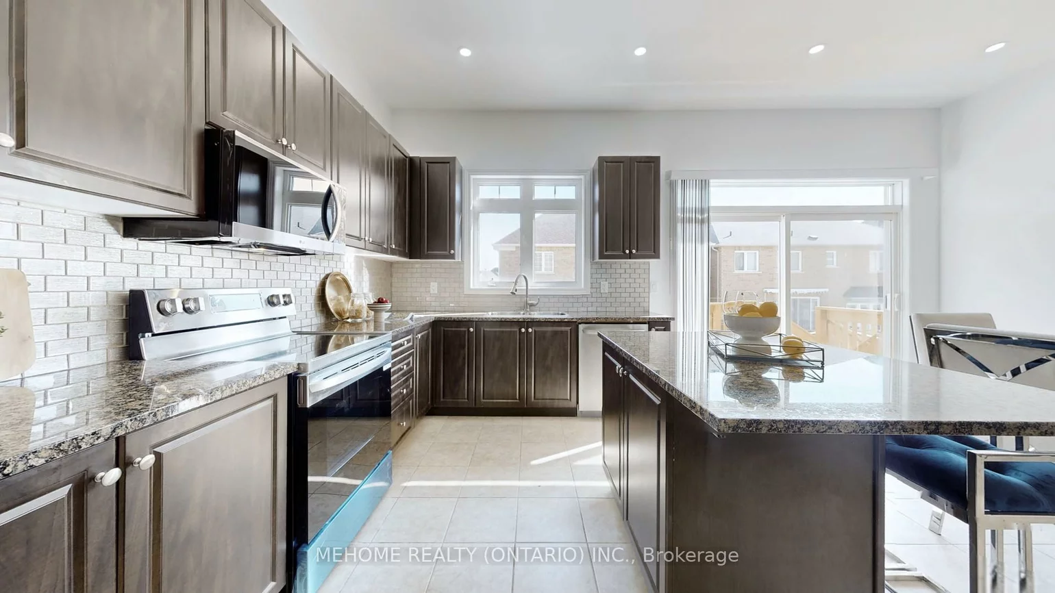 247, Selwyn, Jefferson, Richmond Hill