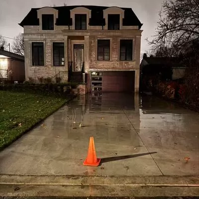 228, Baker, Harding, Richmond Hill