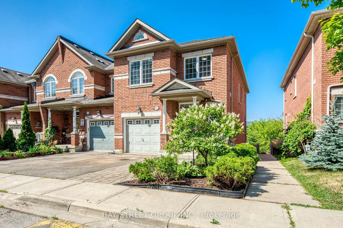 8, Townwood, Jefferson, Richmond Hill