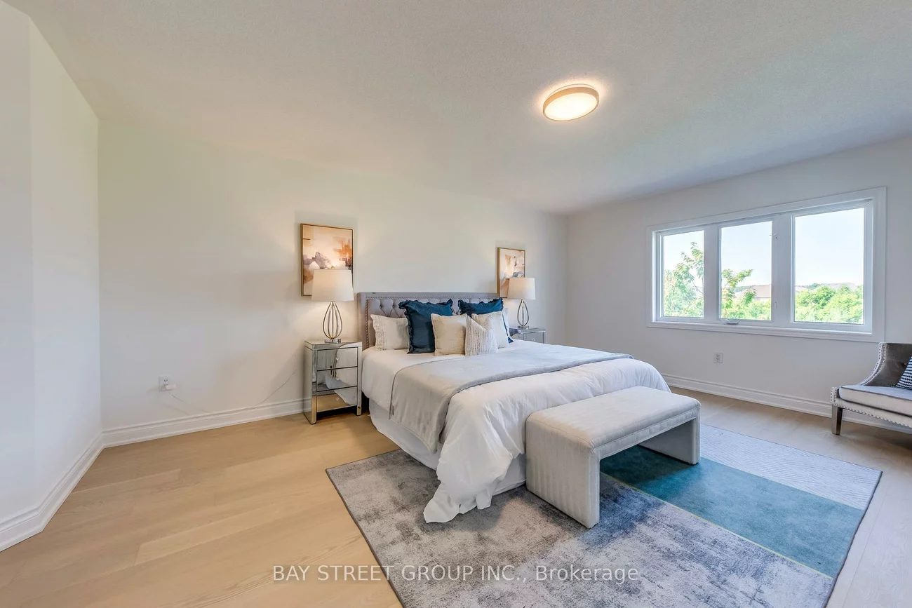 8, Townwood, Jefferson, Richmond Hill