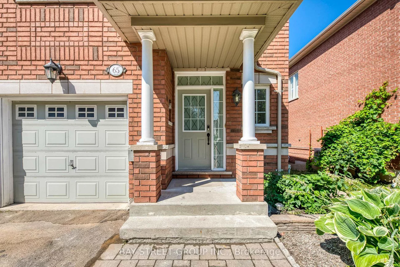 8, Townwood, Jefferson, Richmond Hill