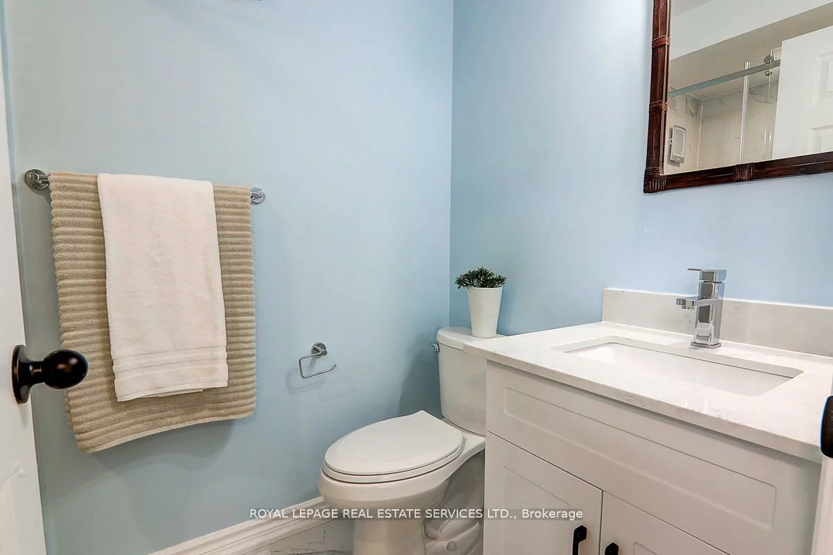 17, Venture, Rouge Woods, Richmond Hill