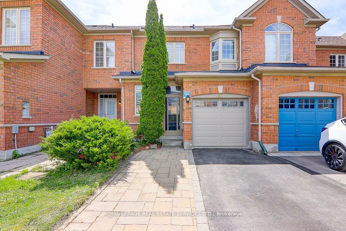 17, Venture, Rouge Woods, Richmond Hill