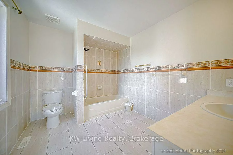 7, Earl Grey, Bayview Hill, Richmond Hill