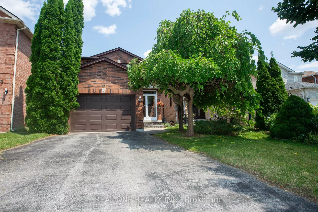 31, Cougar, Devonsleigh, Richmond Hill