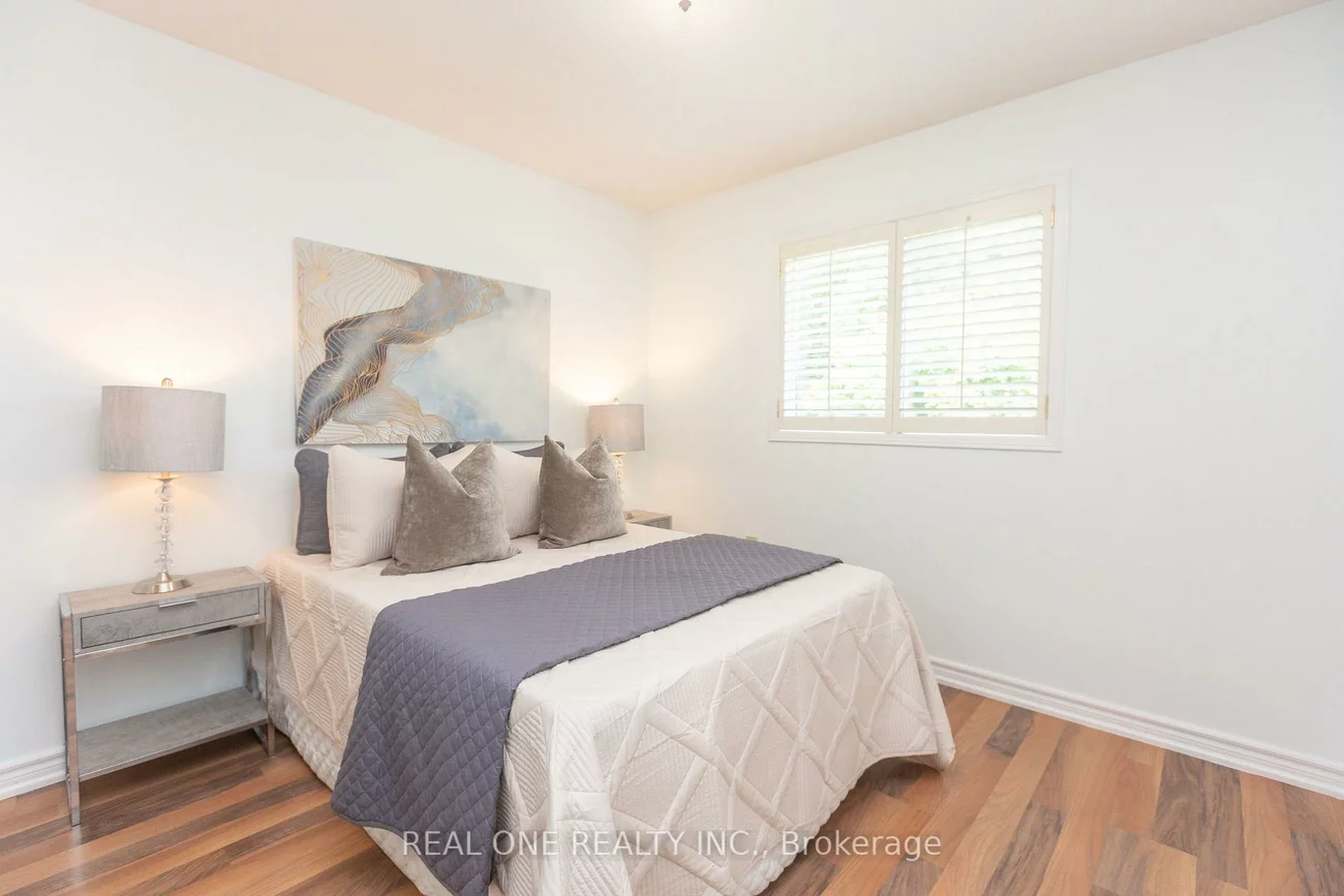 31, Cougar, Devonsleigh, Richmond Hill