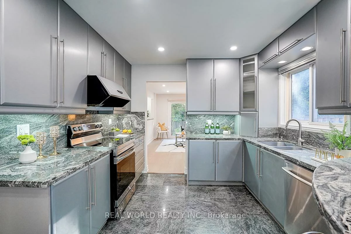 18, Kilbarry, South Richvale, Richmond Hill