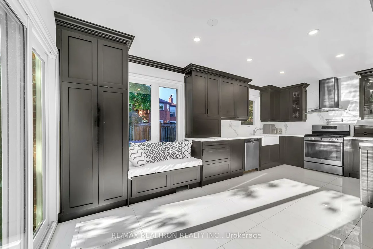 34, Mccallum, North Richvale, Richmond Hill