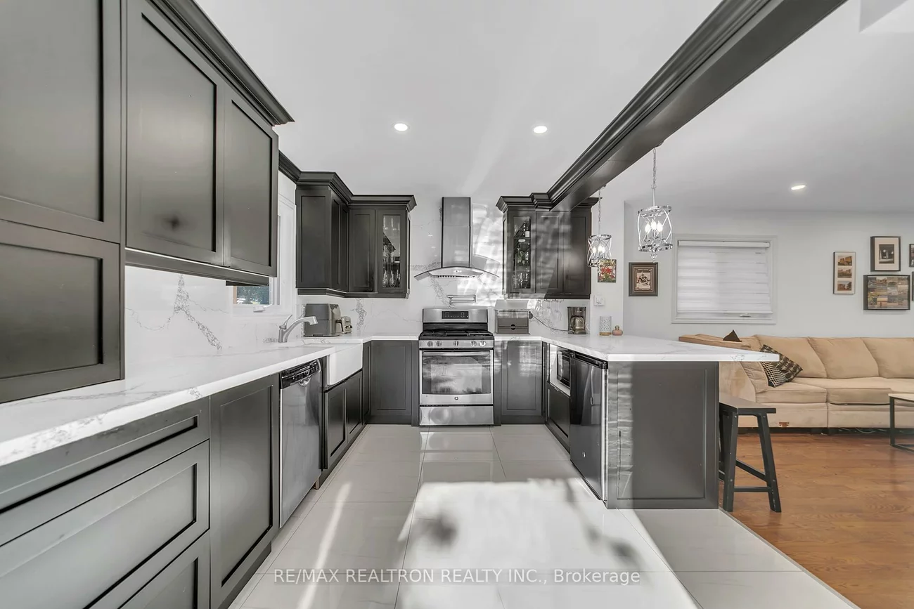 34, Mccallum, North Richvale, Richmond Hill