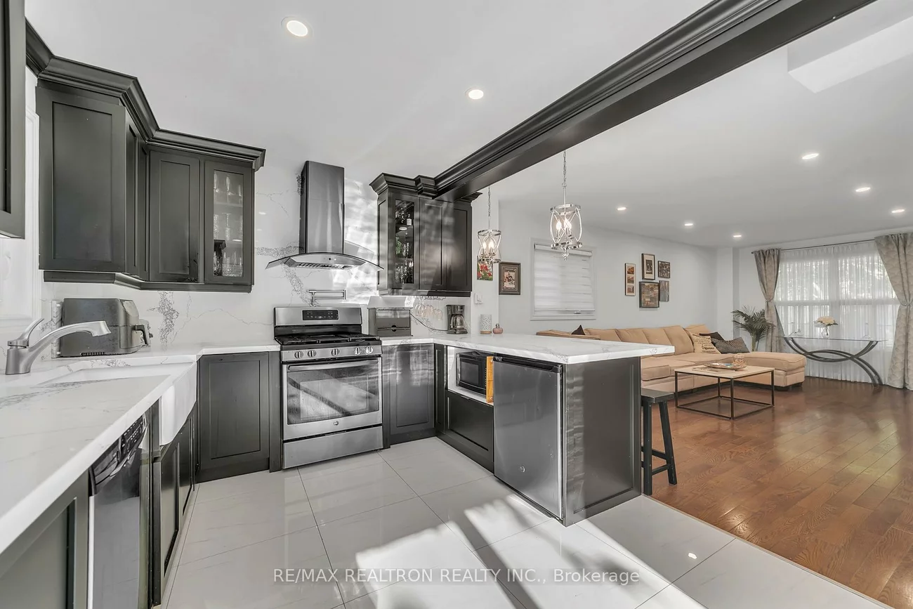 34, Mccallum, North Richvale, Richmond Hill