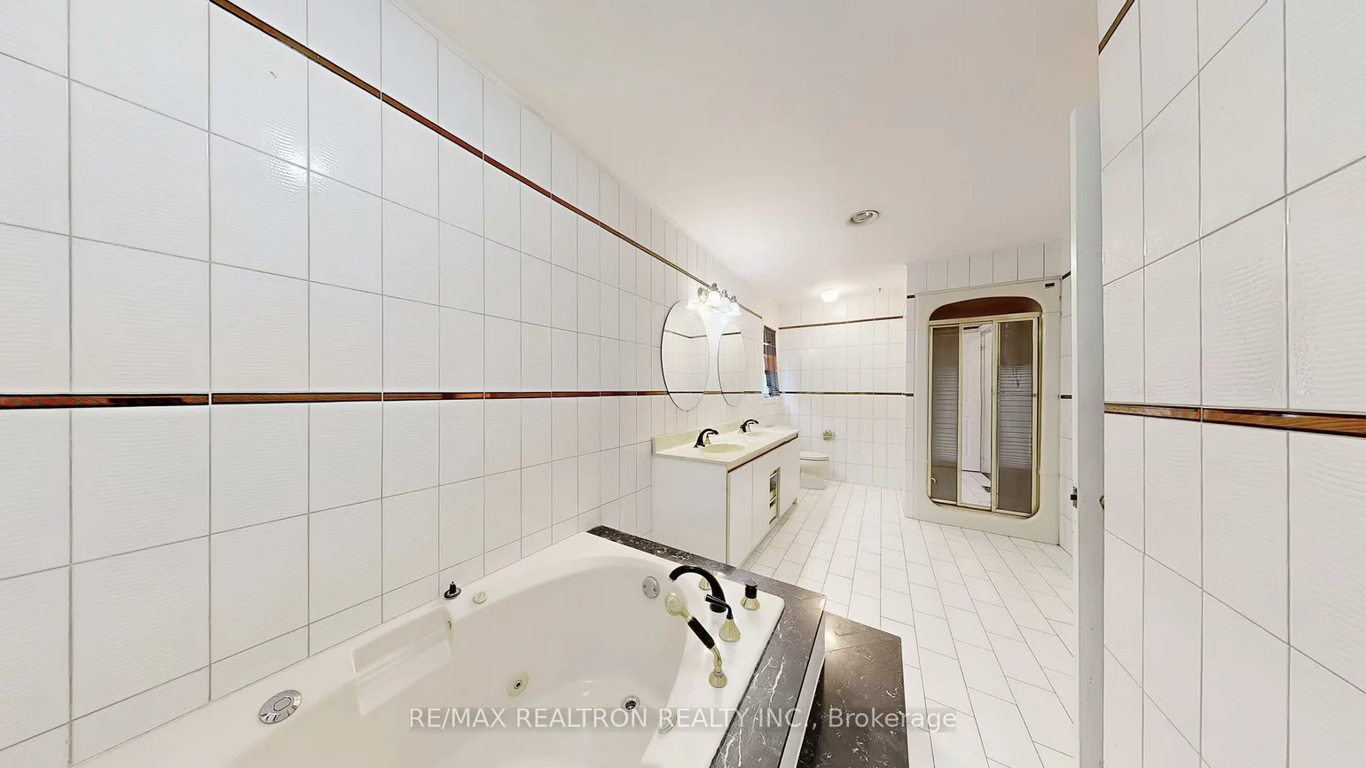 61, Glenayr, Bayview Hill, Richmond Hill