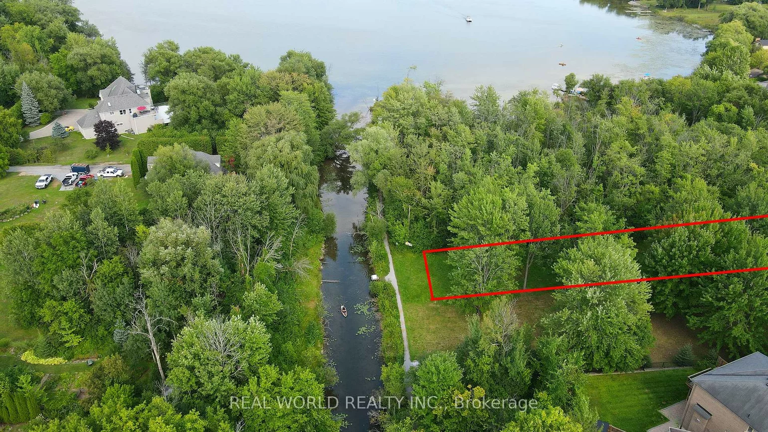 246, Douglas, Oak Ridges Lake Wilcox, Richmond Hill