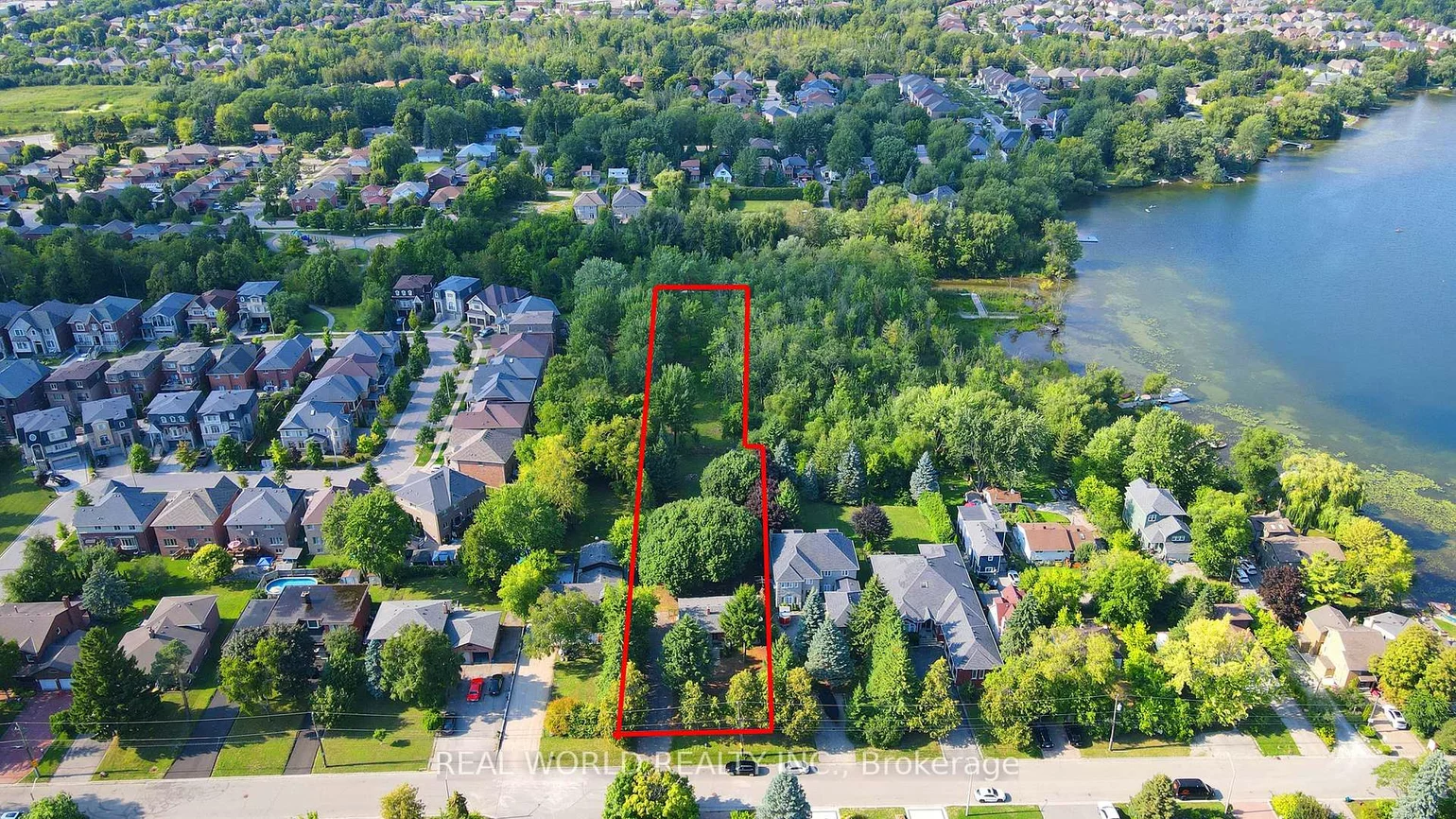 246, Douglas, Oak Ridges Lake Wilcox, Richmond Hill