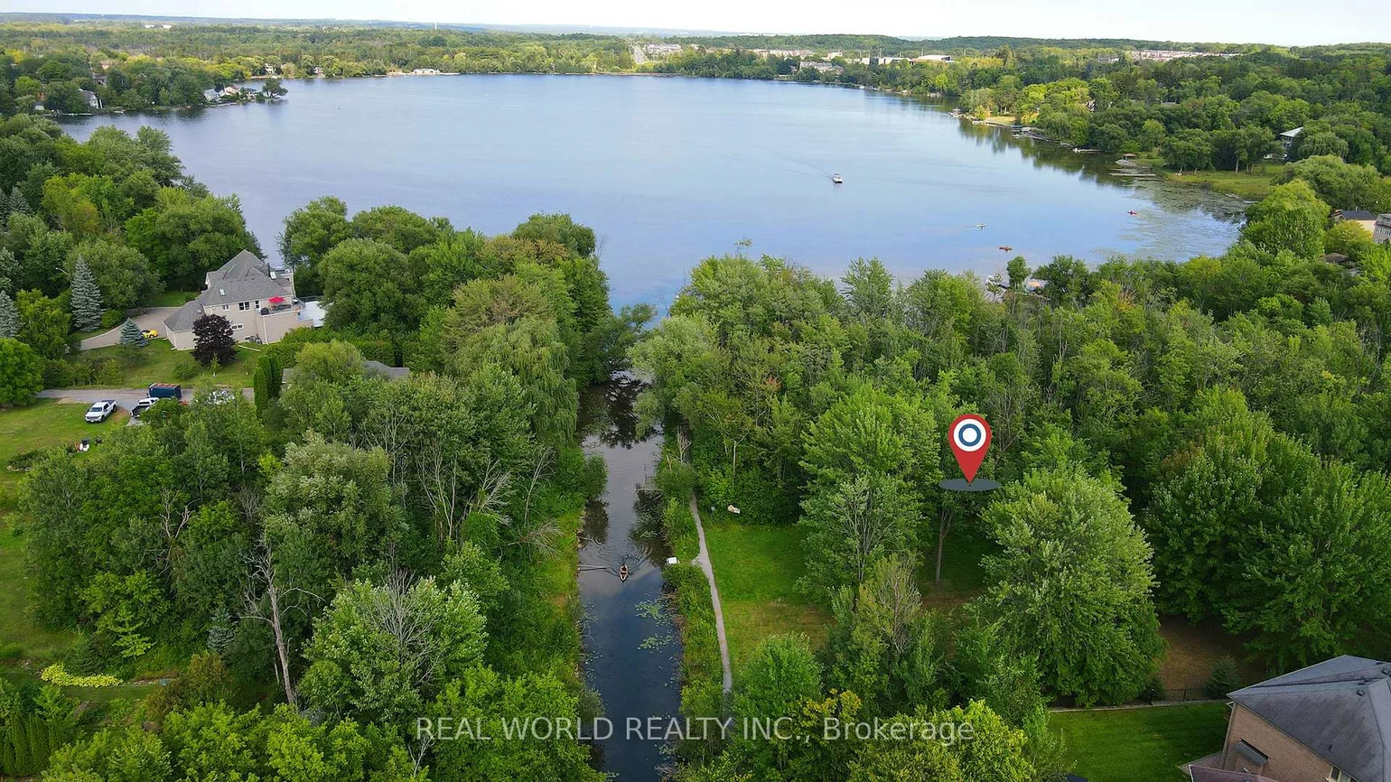 246, Douglas, Oak Ridges Lake Wilcox, Richmond Hill