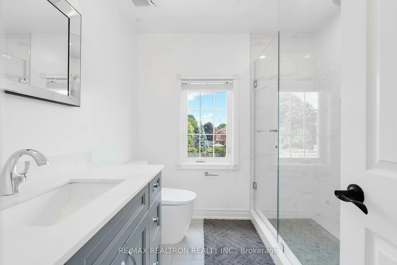 26, Cowles, Mill Pond, Richmond Hill